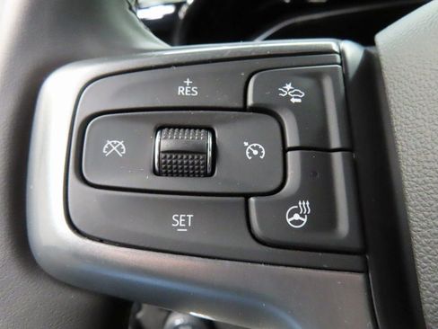 Used 2025 Chevrolet Silverado 2500 LT image 56