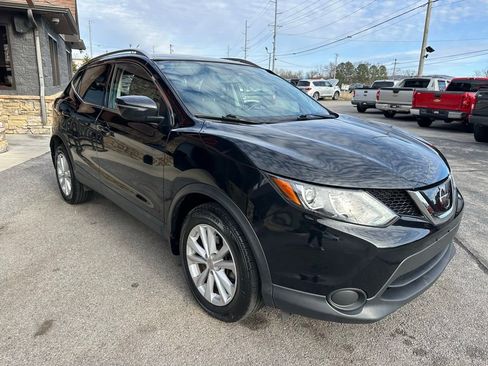 Used 2018 Nissan Rogue Sport SV image 11