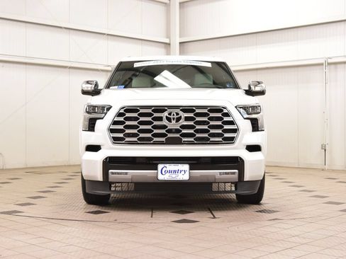 Used 2025 Toyota Sequoia Capstone AWD/4WD image 2