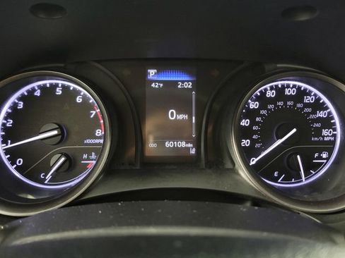 Used 2021 Toyota Camry SE image 20