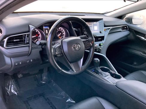 Used 2024 Toyota Camry SE image 34