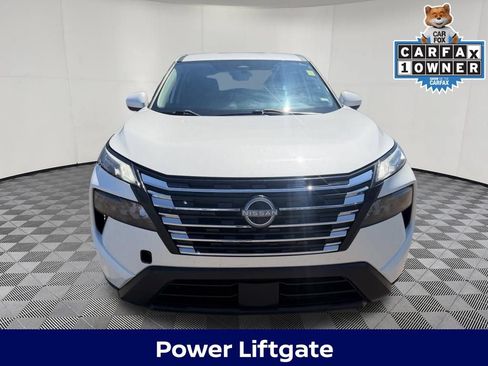 Used 2024 Nissan Rogue SV FWD image 10