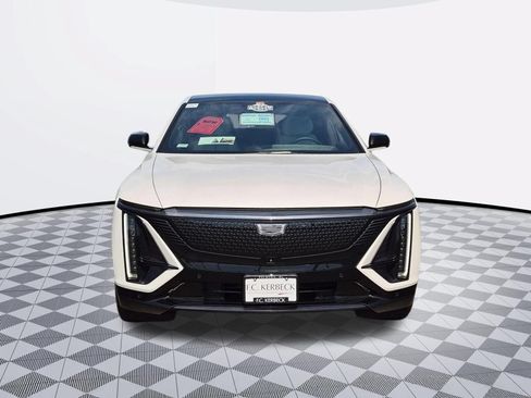 Certified 2024 Cadillac Lyriq Sport AWD/4WD image 3