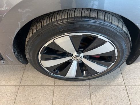 Used 2012 Volkswagen Beetle Turbo image 9