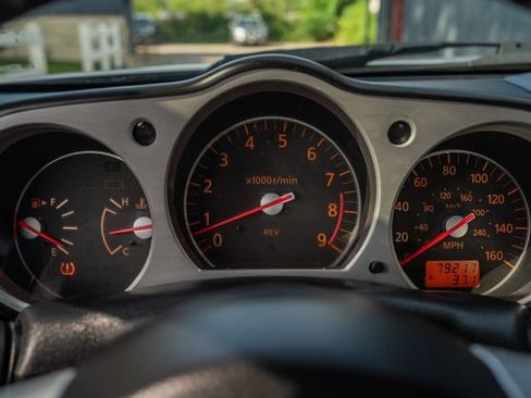 Used 2008 Nissan 350Z Touring RWD image 24