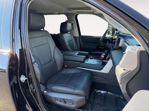 Used 2023 Toyota Sequoia Limited w/ Tow Technology Package AWD/4WD image 24