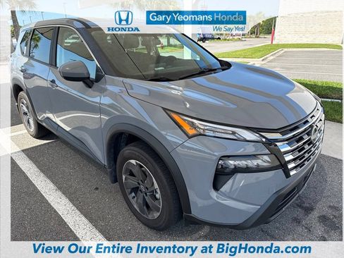 Used 2026 Nissan Rogue SV FWD image 4