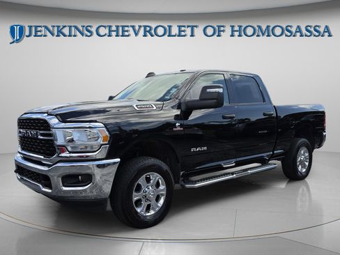 Used 2024 RAM 2500 Big Horn image 10