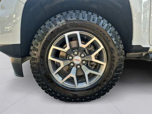 Used 2022 GMC Canyon AT4 w/ Trailering Package AWD/4WD image 9