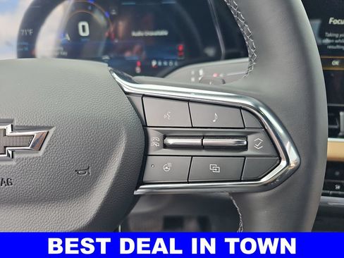 New 2026 Chevrolet Equinox ACTIV w/ Convenience Package III AWD/4WD image 18