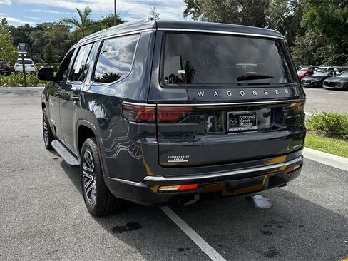 Used 2023 Jeep Wagoneer Series II image 14
