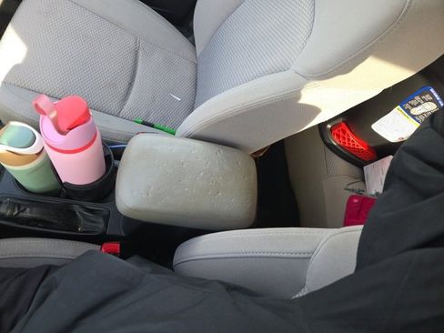 Used 2018 Subaru Forester 2.5i Premium w/ All-Weather Package image 9