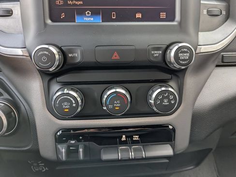 Used 2024 RAM 2500 Big Horn AWD/4WD image 5