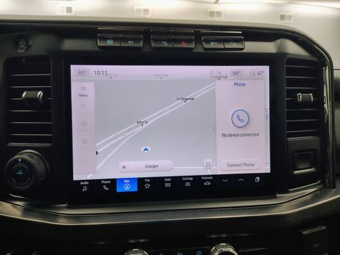 Used 2024 Ford F350 Lariat w/ Lariat Ultimate Package image 3