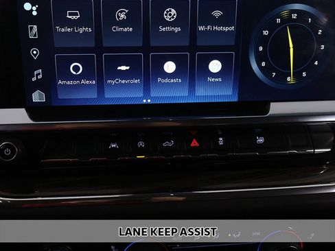 Used 2024 Chevrolet Silverado 1500 LT image 3