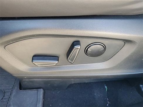 Used 2023 Ford Explorer XLT w/ Equipment Group 202A image 22