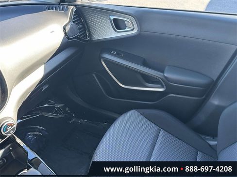 Used 2024 Kia Soul S image 29