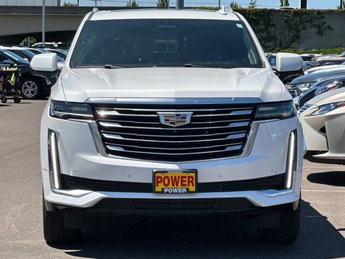 Used 2023 Cadillac Escalade Premium Luxury Platinum AWD/4WD image 9
