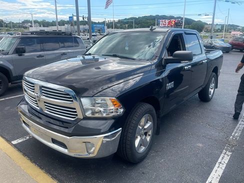 Used 2018 RAM 1500 Big Horn AWD/4WD image 1