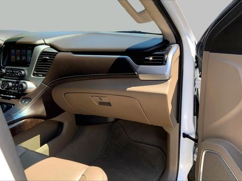 Used 2020 Chevrolet Tahoe LT AWD/4WD image 19
