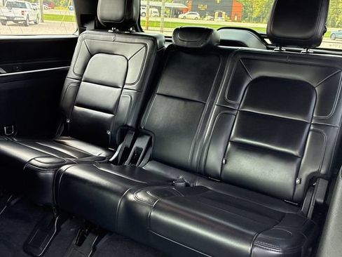 Used 2021 Lincoln Navigator Reserve AWD/4WD image 6