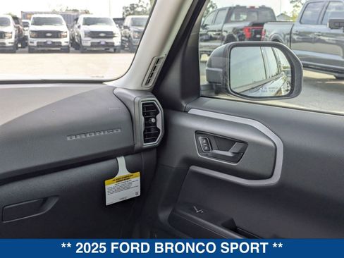 New 2025 Ford Bronco Sport Outer Banks image 18