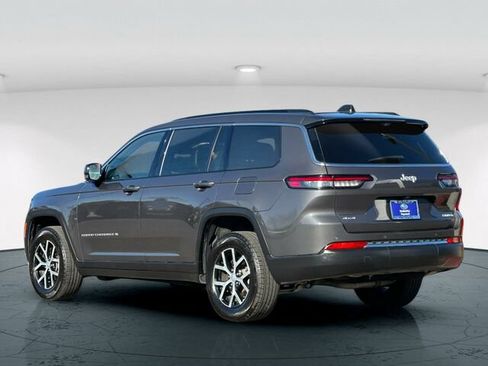 Used 2024 Jeep Grand Cherokee L Limited w/ Luxury Tech Group II image 4