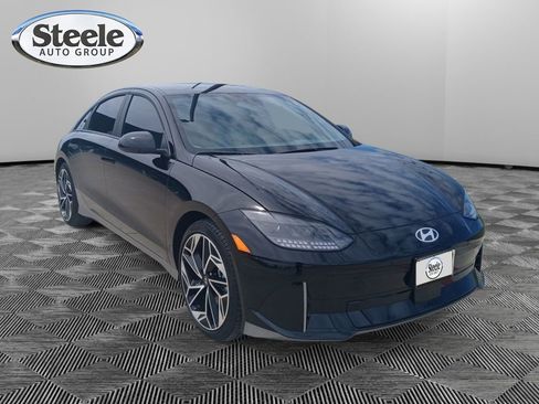 Used 2025 Hyundai Ioniq 6 SEL RWD image 3