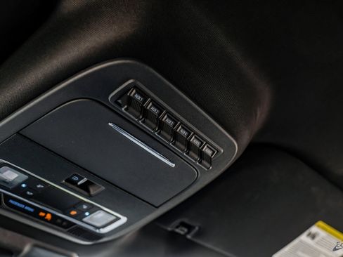 Used 2021 Ford F150 Raptor w/ Tow Technology Package image 39