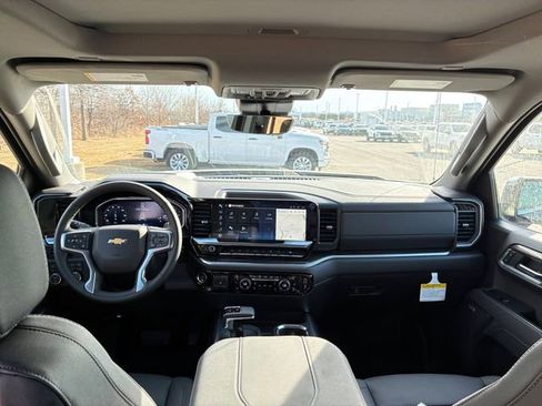 New 2026 Chevrolet Silverado 1500 LTZ w/ LTZ Premium Package image 19