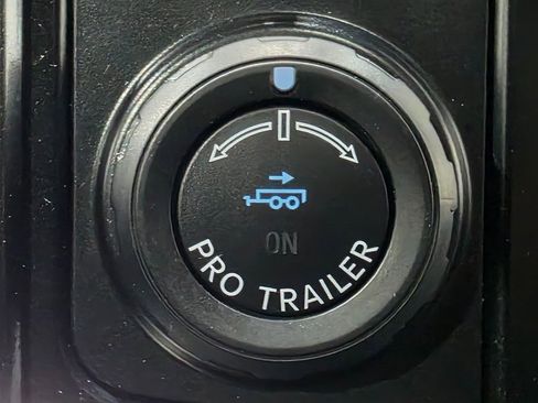 Used 2021 Ford F150 Lariat w/ Equipment Group 502A High image 38