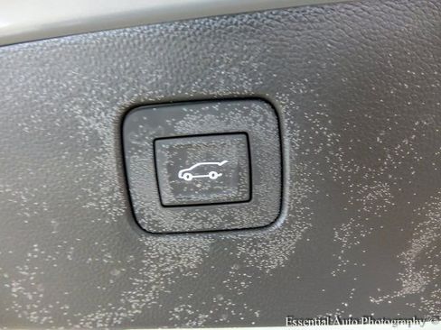 New 2026 Buick Envista Preferred w/ Convenience II Package FWD image 17