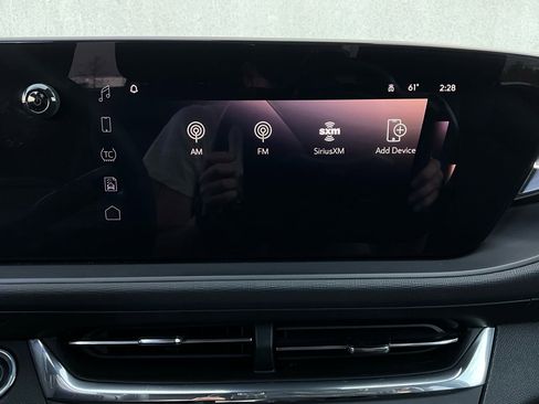 Used 2025 Buick Envista Preferred image 30