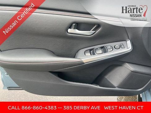 Certified 2025 Nissan Sentra SR w/ Midnight Edition FWD image 16