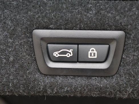 Used 2019 BMW 540i xDrive w/ Executive Package image 49