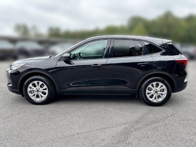 Certified 2025 Ford Escape Active FWD image 5