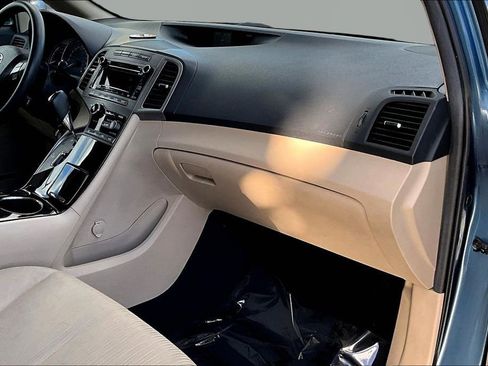 Used 2012 Toyota Venza LE w/ LE Convenience Pkg image 25
