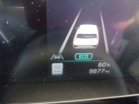 Used 2024 Kia Niro EX image 19