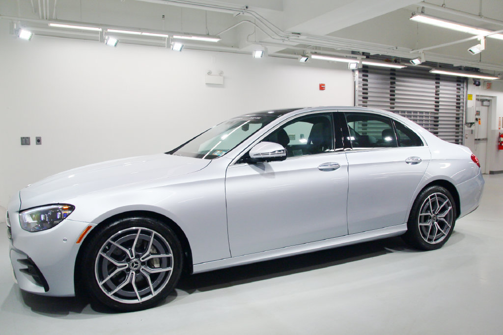 Certified 2023 Mercedes-Benz E 350 4MATIC Sedan image 4