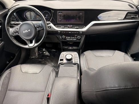 Used 2022 Kia Niro EX FWD image 5
