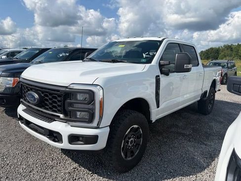 Used 2023 Ford F250 XLT w/ Tremor Off-Road Package AWD/4WD image 3