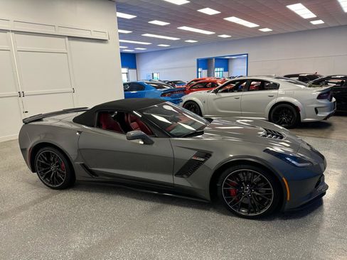 Used 2016 Chevrolet Corvette Z06 w/ 3LZ Preferred Equipment Group RWD image 7