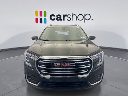 Used 2024 GMC Terrain SLT AWD/4WD image 8