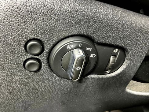 Used 2018 MINI Cooper 2-Door Hardtop FWD image 37