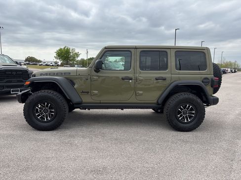 New 2026 Jeep Wrangler Unlimited Rubicon 392 w/ Quick Order Package 27X Moab AWD/4WD image 2