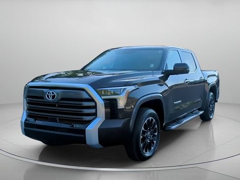 Used 2023 Toyota Tundra Limited AWD/4WD image 11
