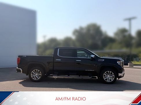 Used 2023 GMC Sierra 1500 SLT w/ SLT Premium Plus Package AWD/4WD image 5