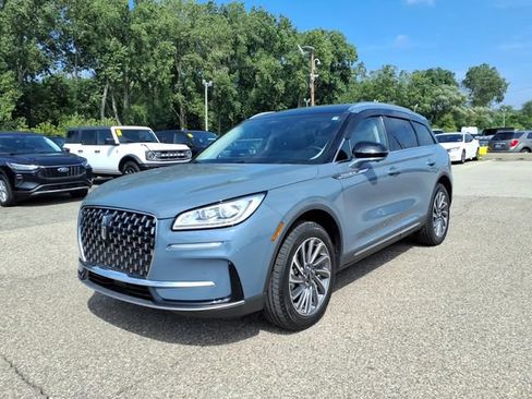 Used 2023 Lincoln Corsair Reserve w/ Equipment Group 201A AWD/4WD image 3
