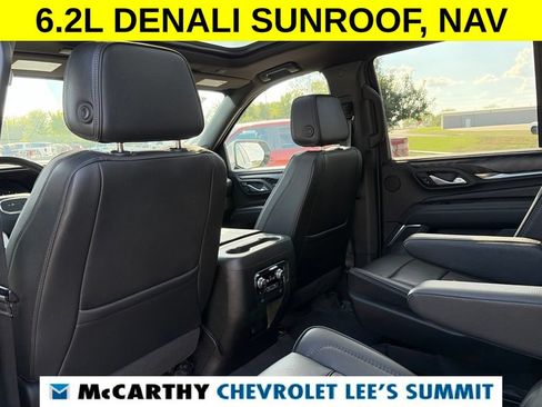 Used 2023 GMC Yukon Denali AWD/4WD image 43