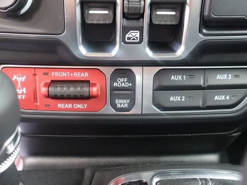 New 2026 Jeep Wrangler Unlimited Rubicon 392 w/ Quick Order Package 27X Moab AWD/4WD image 15
